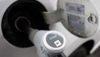 Mobilitätskosten: Kurz vor Tankrabatt: Benzinpreis steigt - Diesel billiger