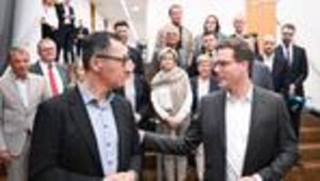 Regierungsbildung: Koalitionsvertrag von Grünen und CDU im Südwesten steht