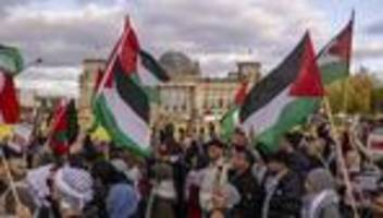 Reporter ohne Grenzen: Deutschland rutscht auf Rangliste der Pressefreiheit um drei Plätze ab