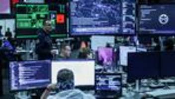 Militärübung in Kalkar: »Heute erwarten wir einen Angriff«, sagt der Major