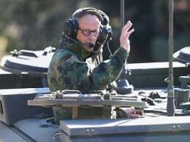 seite an seite mit usa: merz fordert mehr druck auf iran - und besänftigt trump