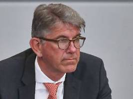 Urteil gegen Staatsminister: Buchladen wehrt sich erfolgreich gegen Weimer-Äußerung