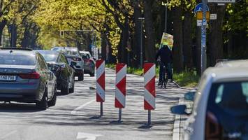 „bei flüssigerem straßenverkehr könnte auch die busspur entfallen“