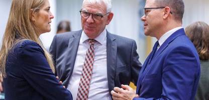 Klimapolitik in Deutschland: Wasser predigen und Öl trinken