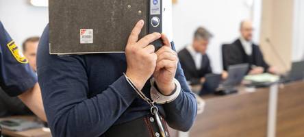 geständnis im lauben-prozess: „dann ist es einfach so passiert. ich habe das kissen auf sie gedrückt“