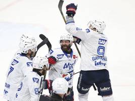Eishockey: Adler Mannheim erzwingen fünftes Finalspiel gegen Berlin