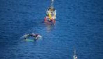 Aufwendiger Rettungsversuch: Wal-Transportschiff hat Nordsee fast erreicht