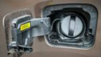 Kriminalität: Diesel-Diebe zapfen Kraftstoff auf Baustellen ab