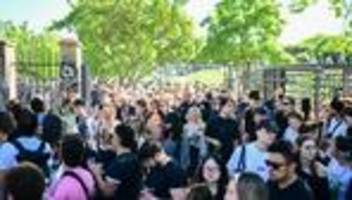 1. Mai: Görlitzer Park: Nur noch zwei Tore als Ausgang nutzbar