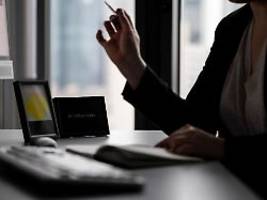Fragen aus dem Arbeitsrecht: Verschwiegenheit am Arbeitsplatz – was muss geheim bleiben?