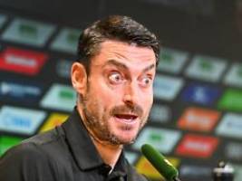 Rieras Wutrede auf Medien: Totaler Bullshit: Eintracht-Trainer platzt komplett der Kragen