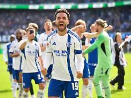schalke träumt vom comeback: diese entscheidungen können am wochenende in fußball-deutschland fallen