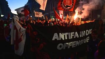 demo erreicht ihren endpunkt – teilnehmer verlassen den südstern