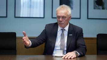 landwirtschaftsminister will biokraftstoffe komplett von der steuer befreien