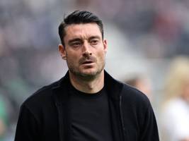 frankfurts trainer riera: „das ist totaler bullshit“