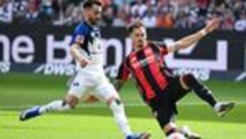 Fußball-Bundesliga: Nach Riera-Eklat: Frankfurt verliert gegen den HSV