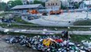 1. Mai in Berlin: Tonnenweise Müll in Kreuzberg – BSR gegen Glasscherbenflut