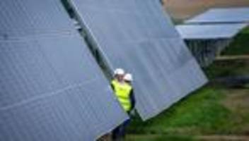 Solarenergie: Bau von Solaranlagen geht im ersten Quartal um sechs Prozent zurück