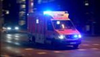 unfälle: van prallt frontal mit wohnmobil zusammen – fahrer stirbt