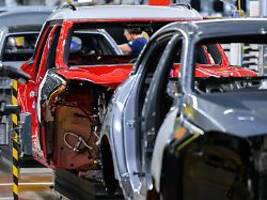 US-Zölle belasten Autoindustrie: Ifo-Präsident Fuest fürchtet Rezession in Deutschland