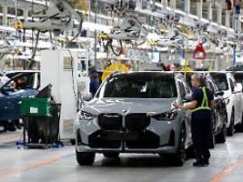 bmw und mercedes mit schutz: trumps neue zölle dürften vor allem audi und porsche treffen