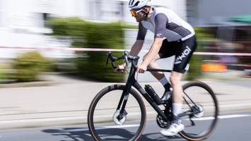 Rennradfahrer in Berlin: Für sie gelten keine Verkehrsregeln