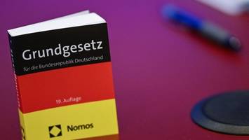 wie sich beamte die stadt zur beute machen wollen