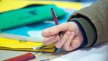 Bildung: Deutlich mehr Schulabgänger ohne Abschluss