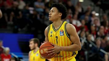 Alba Berlin patzt gegen Niners und muss um Platz zwei bangen