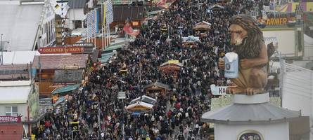 sicherheit, zelt-vergabe und schampus-duschen-verbot: das gilt heuer auf dem oktoberfest