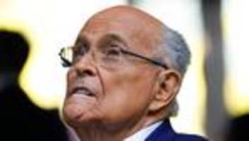 Rudy Giuliani: Trumps Ex-Berater Rudy Giuliani in kritischem Zustand im Krankenhaus