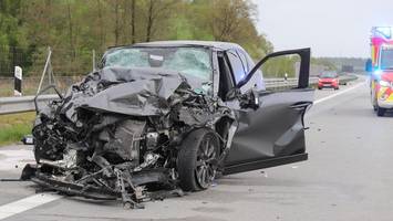 Hamburger stirbt auf der A7: Tödlicher Unfall bei Bad Bramstedt