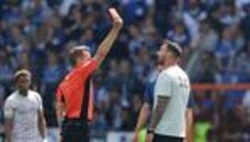 2. fußball-bundesliga: rote karte kostet arminia-coach kniat 3.000 euro und sperre