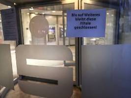 Entschädigungen fehlen bisher: Sparkasse Gelsenkirchen gibt ab Freitag erste Gegenstände an Opfer zurück