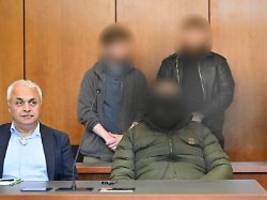 Iraker ist in Psychiatrie: 16-Jährige vor Zug gestoßen - Justiz prüft Abschiebung des Täters