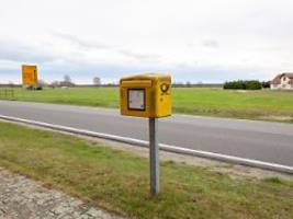 konzern nennt schritt überfällig: post nennt sich dhl und gründet neue tochter mit dem namen post