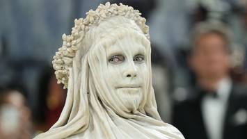 Das sind die Kostüme der Met-Gala 2026: Heidi Klum kommt als Statue