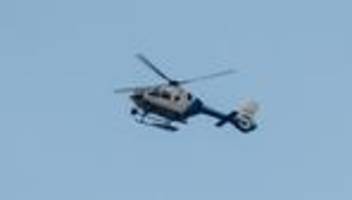 vermisstensuche: polizei sucht mit hubschrauber nach vermisstem jugendlichen