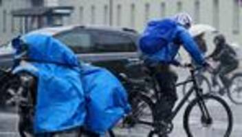 wettervorhersage: heftige gewitter in bayern – kaum schäden