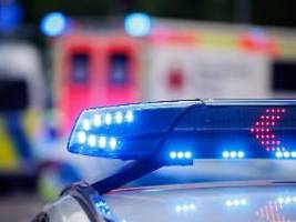 dramatischer unfall in hessen: zehnjähriger fährt eigene mutter tot