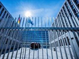 Gefährliche Schieflage: Datenschutzbeauftragte wehrt sich gegen Entzug der BND-Kontrolle