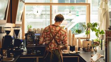 diskussion statt kaffee: „the barn“-barista soll kunden bedrängt haben