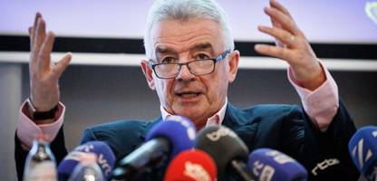 Reisen: Ryanair-Chef Michael O'Leary will Fluggästen die Drinks streichen