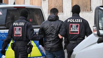 schüsse in türkischem verein in lurup: mordkommission verhaftet 26-jährigen