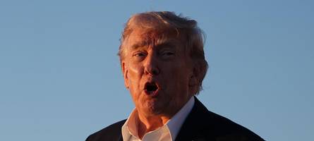 Trump lockt mit Kriegsende - droht dem Iran aber auch scharf