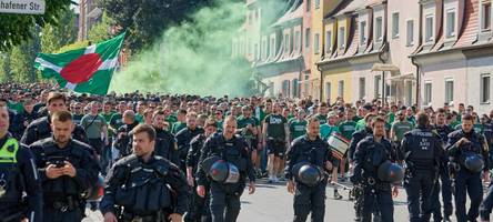 FCA-Fans bereiten sich auf Saisonabschluss-Marsch vor – alle Infos im Überblick