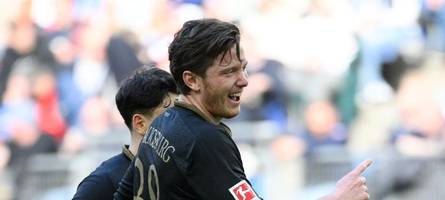 Pfannkuchen mit Nutella und Cola: FCA-Profi Michael Gregoritsch offenbart kuriosen Ernährungsplan