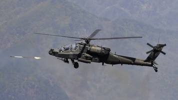 Apache und Seahawk schlagen zu: US-Kampfhubschrauber versenken sechs iranische Schnellboote