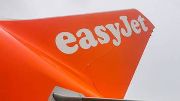 Durfte nicht verreisen: EasyJet muss Passagier 5000 Euro für Ticket, Busfahrt und Hotel zahlen