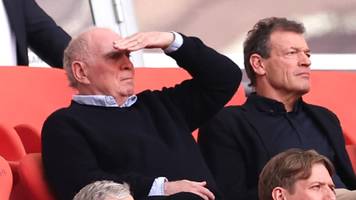 in meinem umfeld sterben sehr viele menschen: uli hoeneß (74) hat ein bisschen angst vor Älterwerden